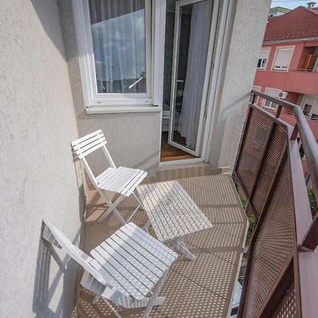 Stella Modern Apartment 2 Νόβι Σαντ Εξωτερικό φωτογραφία