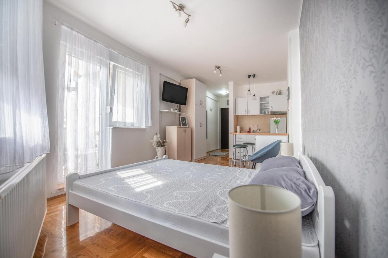 Stella Modern Apartment 2 Νόβι Σαντ Εξωτερικό φωτογραφία